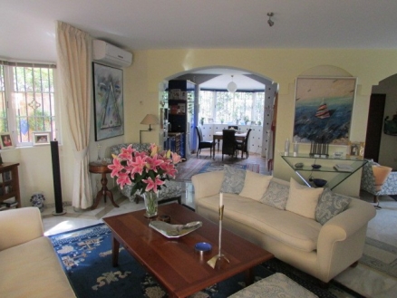 Villa for sale in town, Malaga 215192