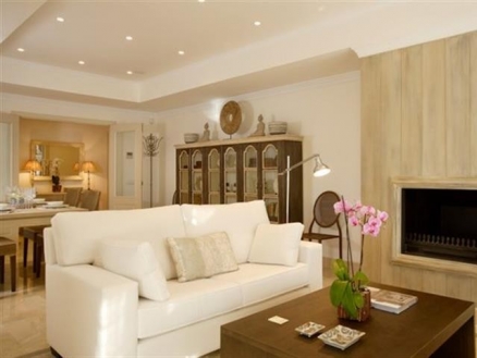 Marbella property: Malaga property | 3 bedroom Apartment 215196