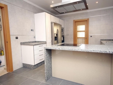 Estepona property: Villa for sale in Estepona, Malaga 215202