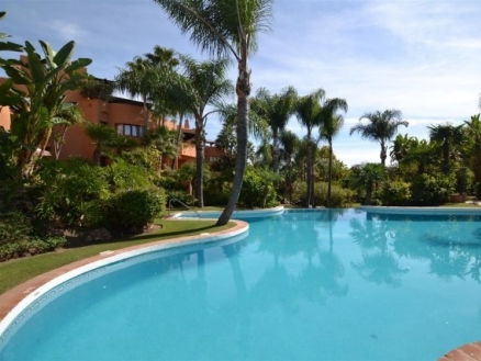 Puerto Banus property: Apartment for sale in Puerto Banus 215222