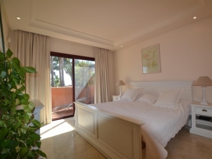 Puerto Banus property: Puerto Banus Apartment 215222