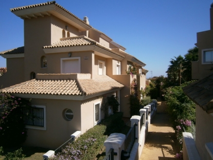 Manilva property: Townhome for sale in Manilva 215232