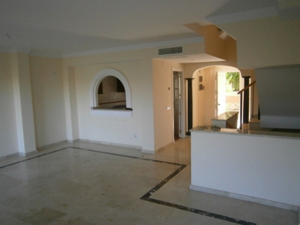 Manilva property: Townhome for sale in Manilva, Malaga 215232