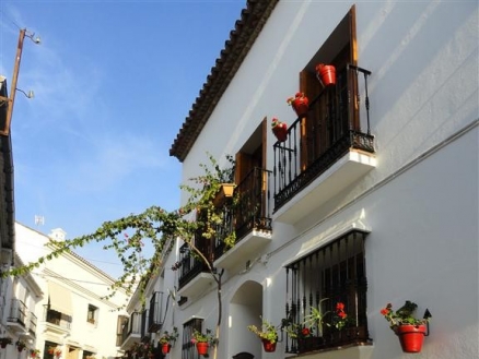 Estepona property: Townhome for sale in Estepona 215233