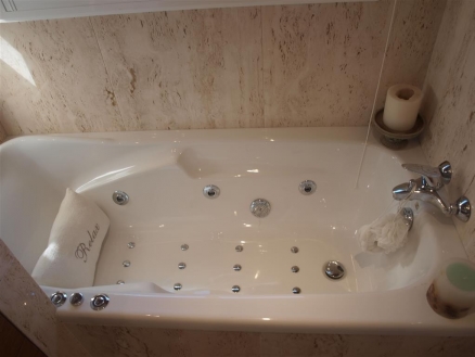 Coin property: Villa in Malaga for sale 215235