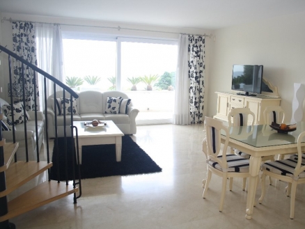 Malaga property | 4 bedroom Apartment 215244