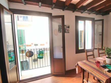 Apartment for sale in town 215246