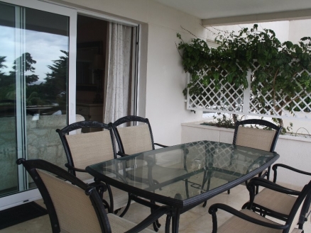 Estepona property: Apartment for sale in Estepona, Malaga 215248