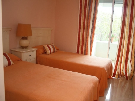 Estepona property: Estepona Apartment 215248