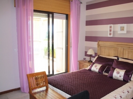 San Luis De Sabinillas property: Apartment with 3 bedroom in San Luis De Sabinillas, Spain 215256