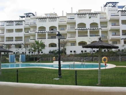 San Luis De Sabinillas property: Apartment for sale in San Luis De Sabinillas, Malaga 215261