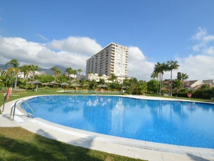 Apartment for sale in town 215263