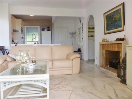 Miraflores property: Apartment for sale in Miraflores, Spain 215266