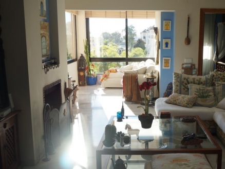Nueva Andalucia property: Apartment with 3 bedroom in Nueva Andalucia 215271