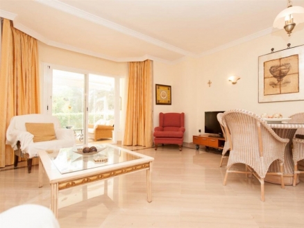 Elviria property: Apartment with 2 bedroom in Elviria 215274