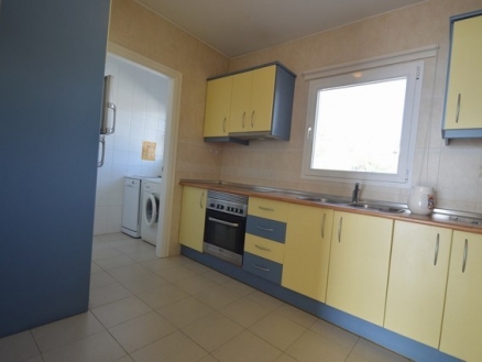 Fuengirola property: Malaga property | 3 bedroom Apartment 215288