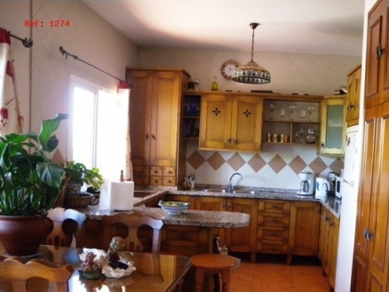 Alhaurin De La Torre property: Villa for sale in Alhaurin De La Torre 215293