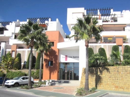 La Quinta property: Apartment for sale in La Quinta 215308