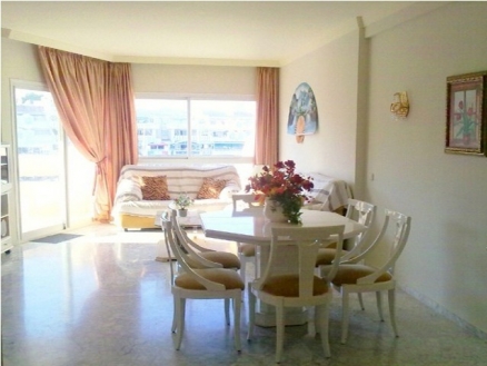 Benalmadena Costa property: Apartment with 3 bedroom in Benalmadena Costa 215321