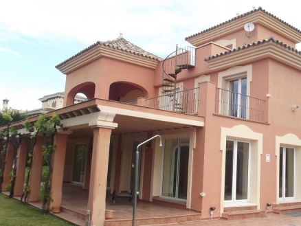 Las Brisas property: Villa for sale in Las Brisas 215327