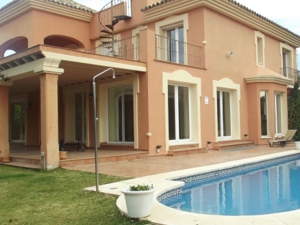 Las Brisas property: Villa for sale in Las Brisas, Spain 215327