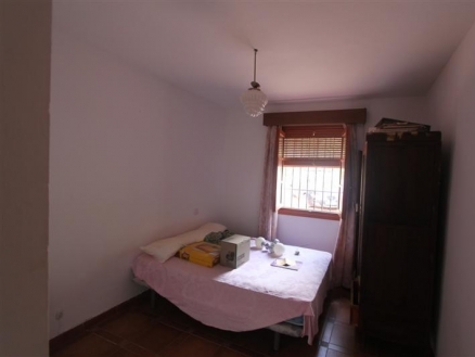 Estepona property: Villa with 3 bedroom in Estepona, Spain 215333