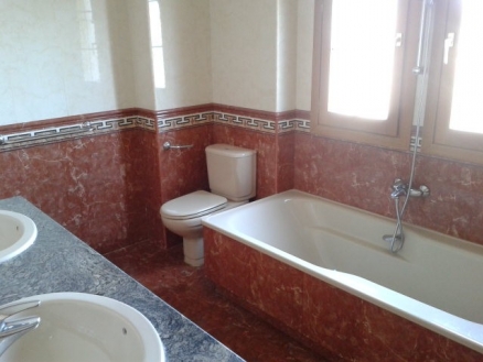 Calahonda property: Villa with 4 bedroom in Calahonda, Spain 215341