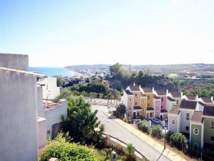 Casares property: Apartment with 2 bedroom in Casares, Spain 215343