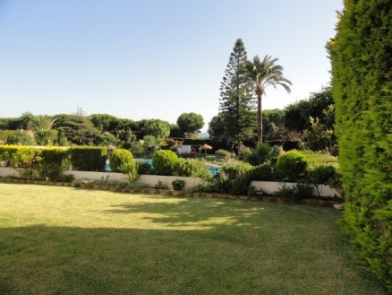 Miraflores property: Miraflores, Spain | Townhome for sale 215344
