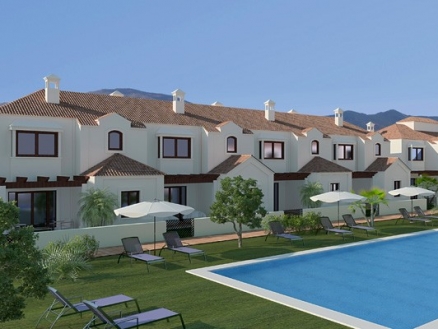 La Cala De Mijas property: Townhome for sale in La Cala De Mijas 215349