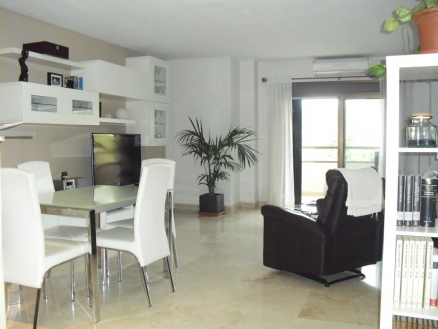 Estepona property: Apartment with 3 bedroom in Estepona, Spain 215369
