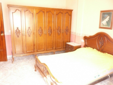 San Luis De Sabinillas property: Apartment for sale in San Luis De Sabinillas, Malaga 215376