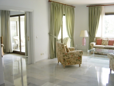 Marbella property: Apartment with 3 bedroom in Marbella, Spain 215377