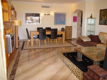 Elviria property: Apartment for sale in Elviria, Spain 215384