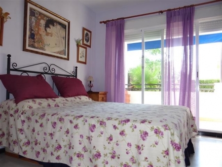 Puerto Banus property: Apartment for sale in Puerto Banus, Spain 215385