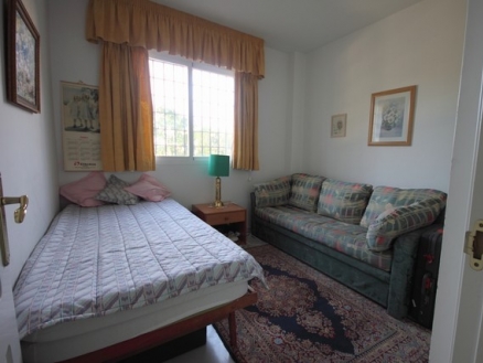 Nueva Andalucia property: Malaga property | 2 bedroom Apartment 215399