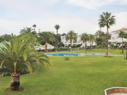 Calahonda property: Apartment for sale in Calahonda, Spain 215402