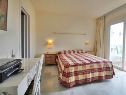 Calahonda property: Apartment in Malaga for sale 215402