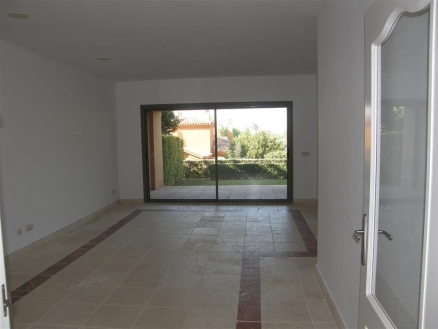 New Golden Mile property: New Golden Mile Apartment 215417