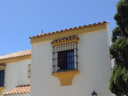 Villa for sale in town, Spain 215423