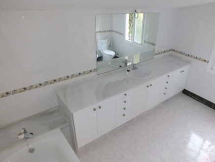 El Paraiso property: Villa with 5 bedroom in El Paraiso, Spain 215448