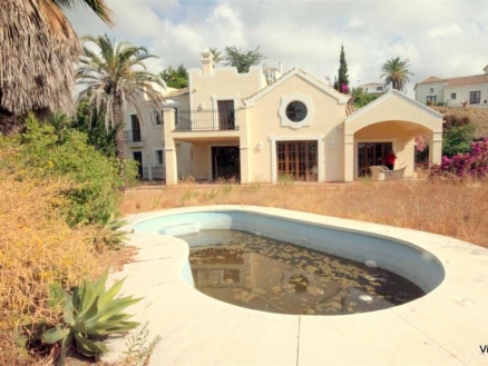 New Golden Mile property: Villa for sale in New Golden Mile, Spain 215453