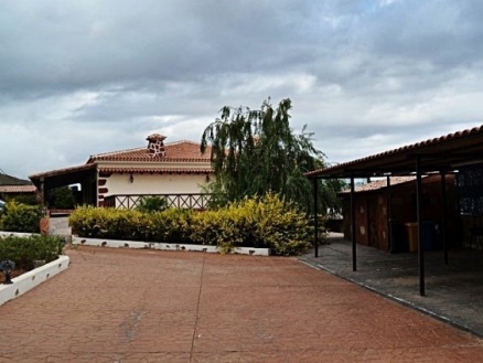 Villa for sale in town 215488