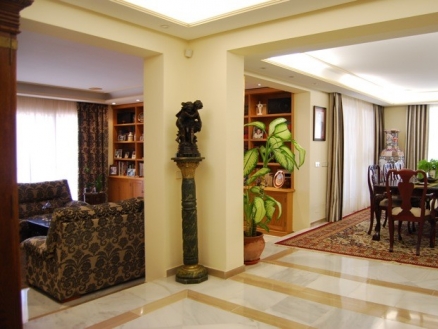 El Paraiso property: Villa with 4 bedroom in El Paraiso, Spain 215494