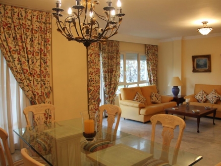 San Pedro de Alcantara property: Apartment for sale in San Pedro de Alcantara, Spain 215497