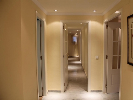 San Pedro de Alcantara property: Apartment with 4 bedroom in San Pedro de Alcantara, Spain 215497