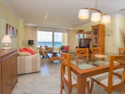 Benalmadena Costa property: Apartment for sale in Benalmadena Costa, Spain 215500