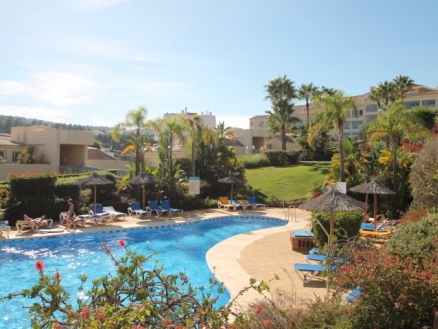 Miraflores property: Apartment for sale in Miraflores, Malaga 215515