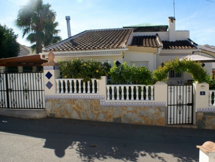 Ciudad Quesada property: Villa with 2 bedroom in Ciudad Quesada 215527