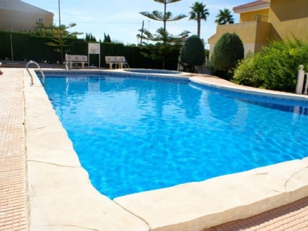 Benijofar property: Townhome for sale in Benijofar 215535